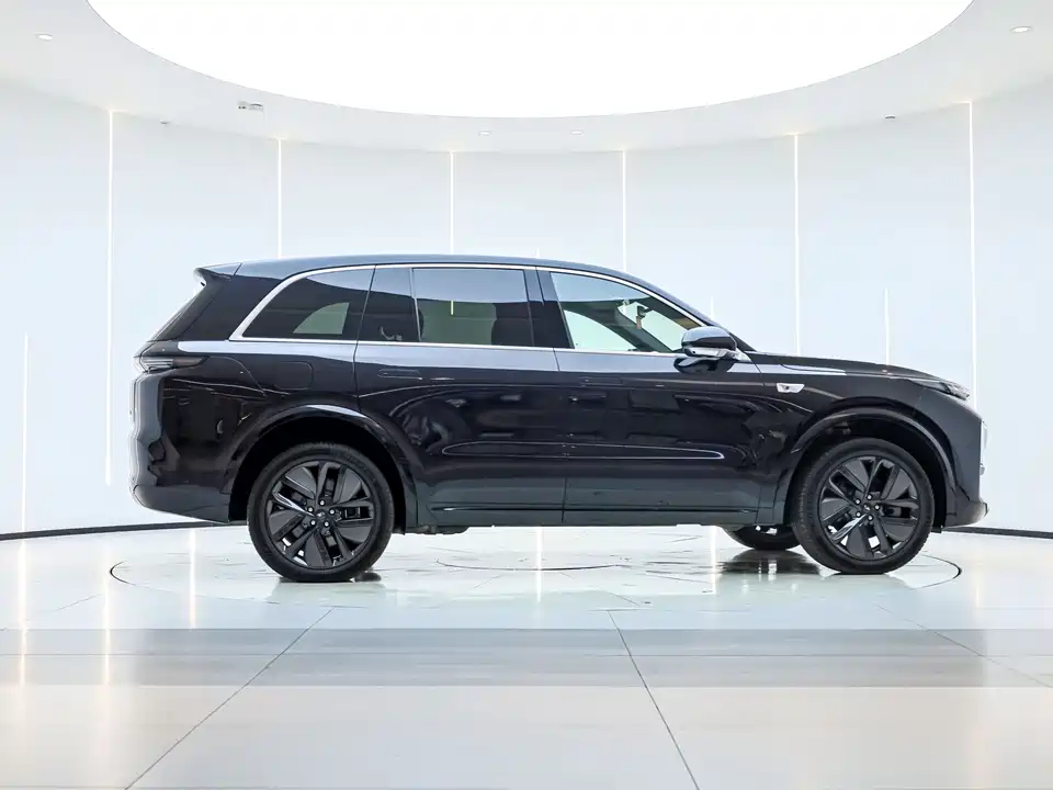 Li Auto Ideal L8