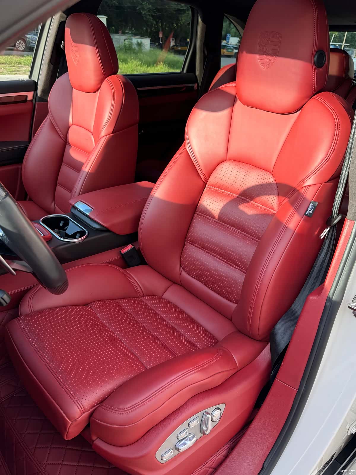 Porsche Cayenne, 2011 15