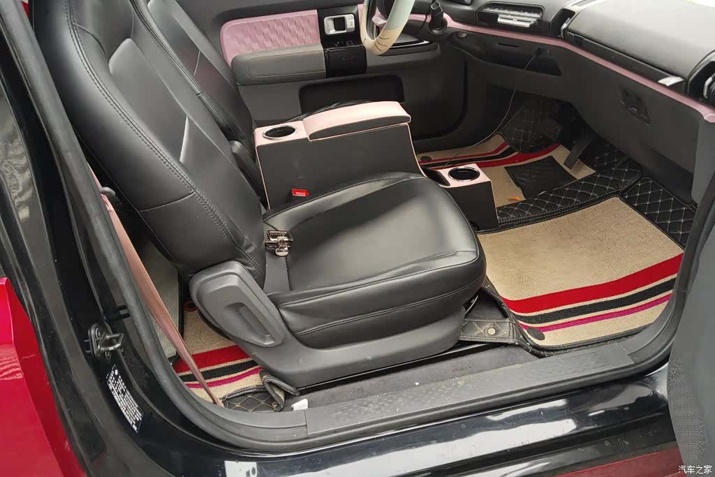 Wuling E300, 2020 8
