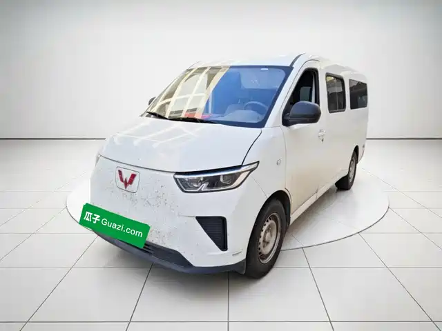 Wuling Yangguang 2025 — купить из Китая под заказ