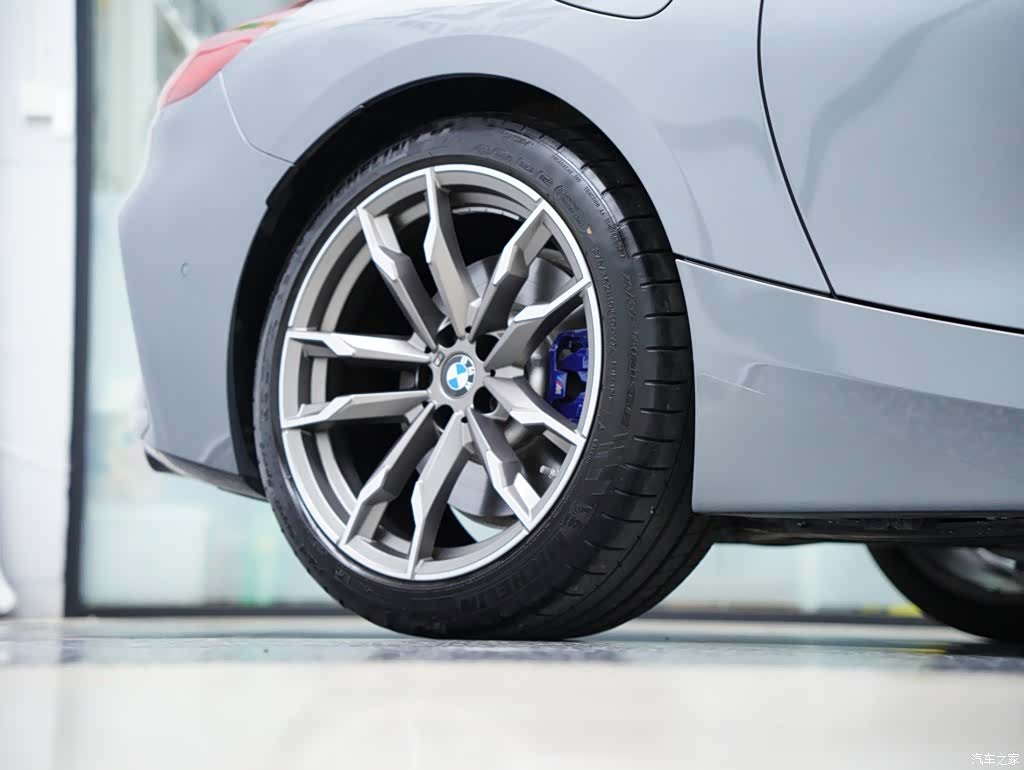 BMW Z4, 2024 49