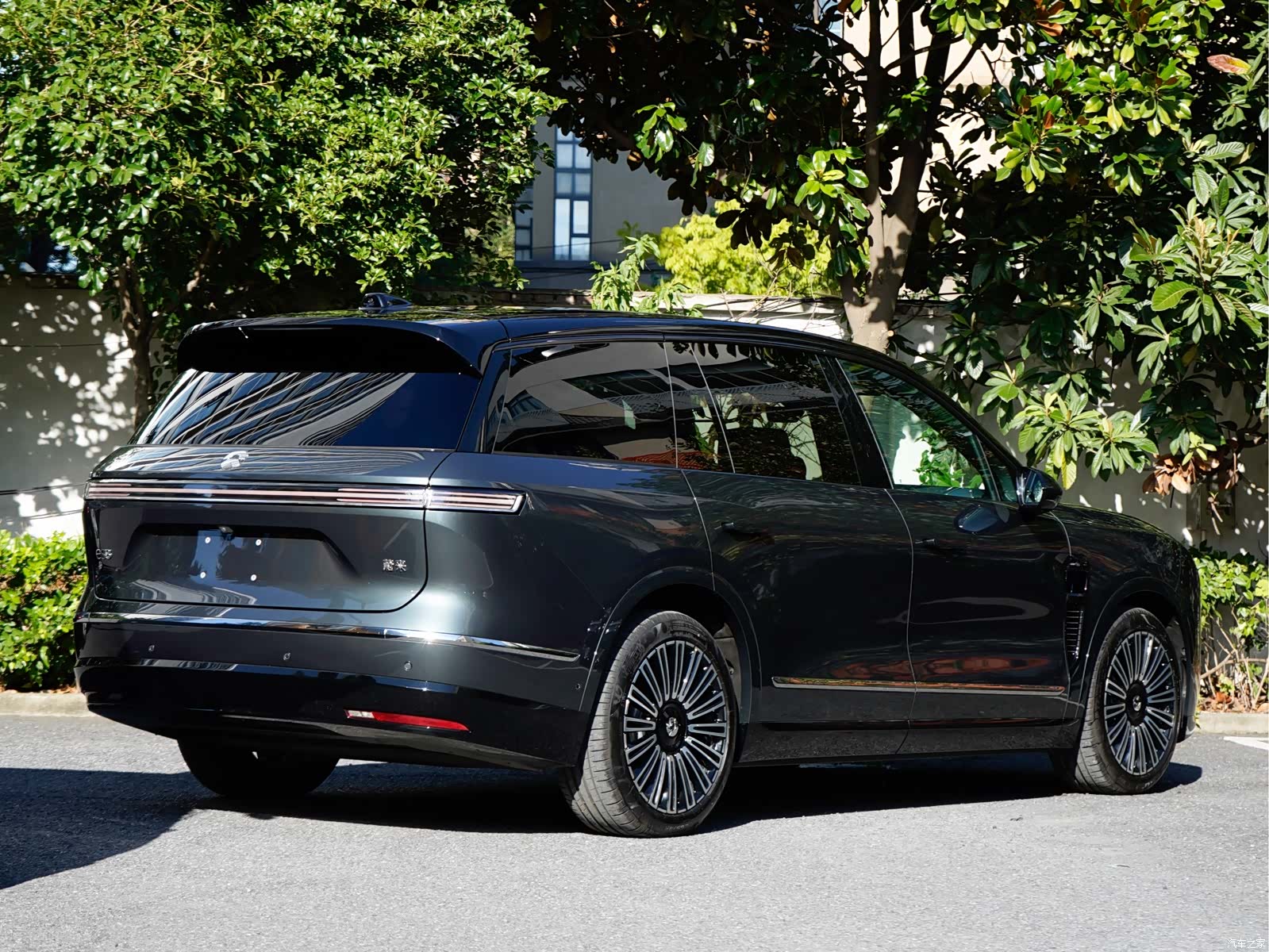 NIO ES8, 2026 все фото