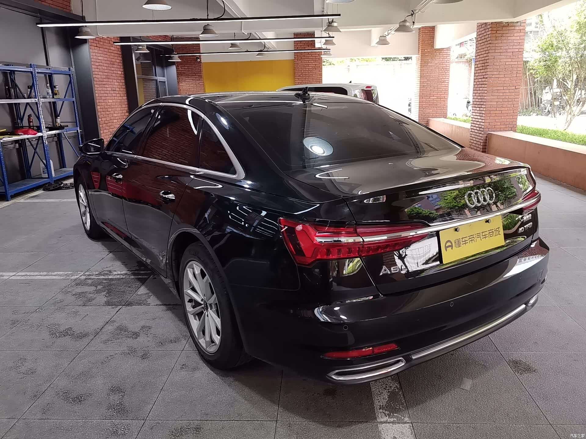 Audi A6L, 2022 3