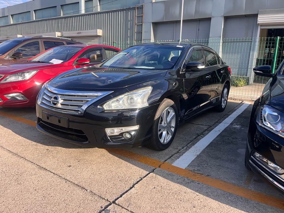 Nissan Teana
