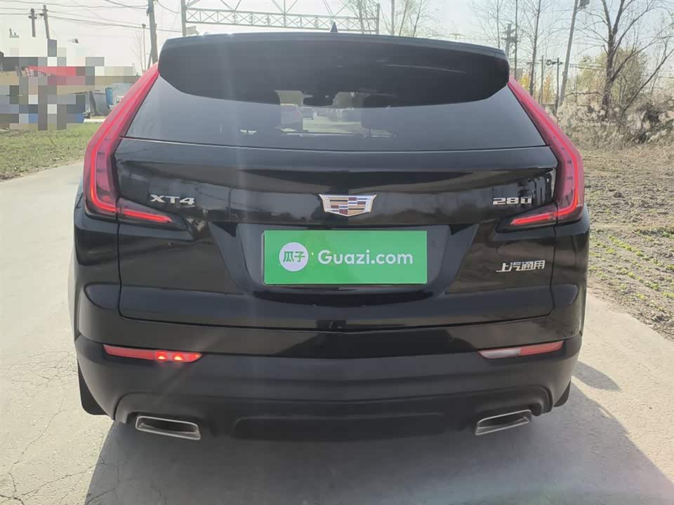 Cadillac XT4