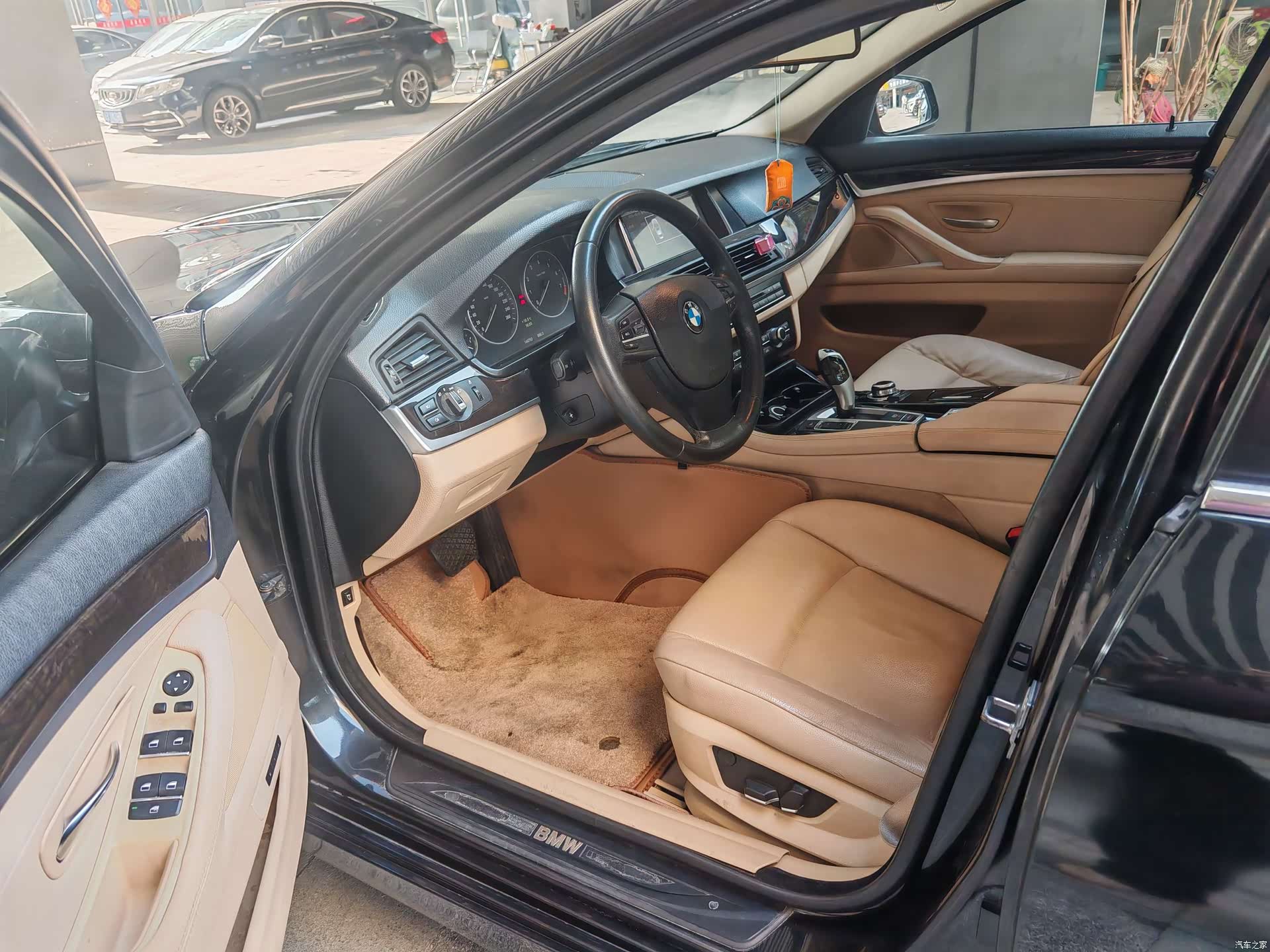 BMW 5 Series, 2013 все фото