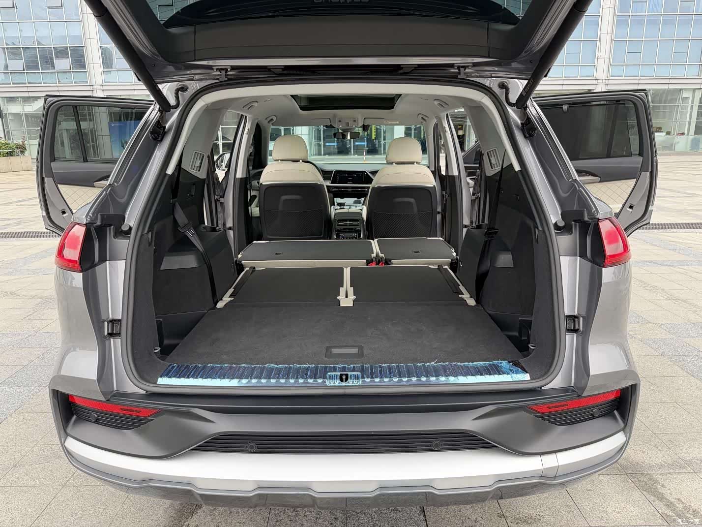 Audi Q6, 2022 17