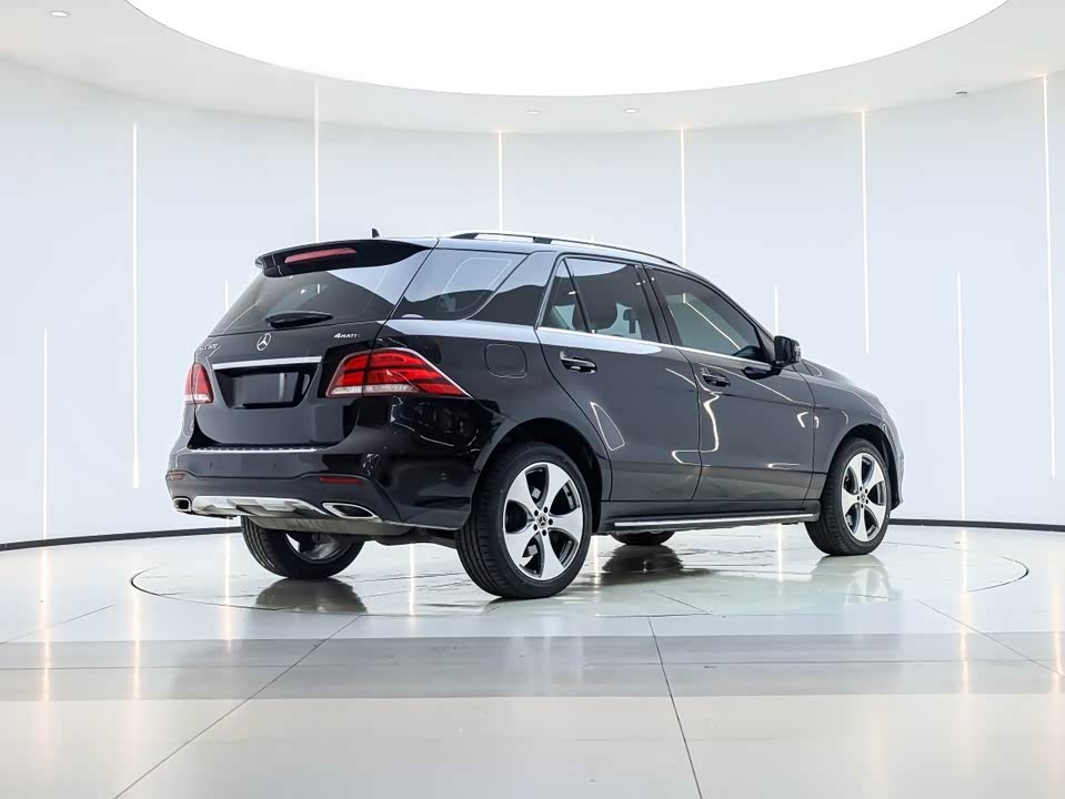 Mercedes-Benz GLE Mercedes-Benz GLE