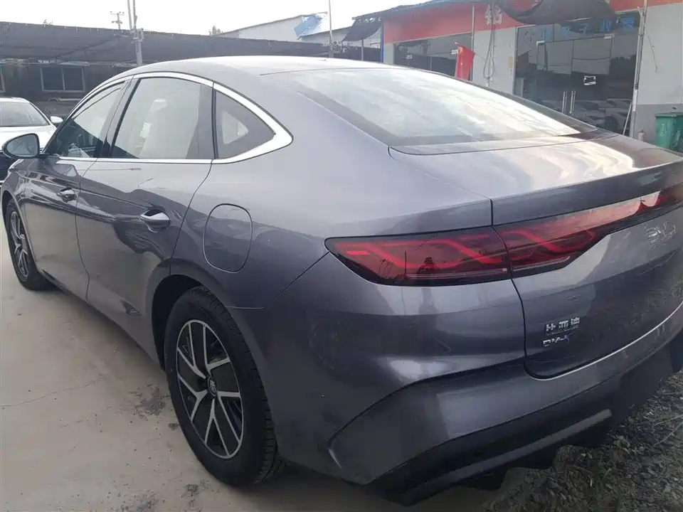 BYD Qin L