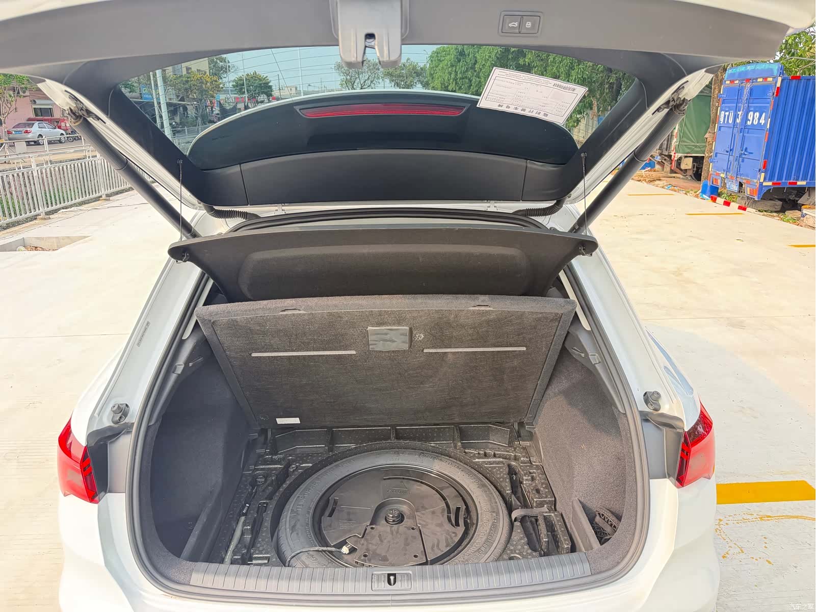 Audi Q3, 2021 11
