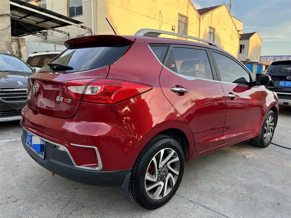 JAC Ruifeng S2