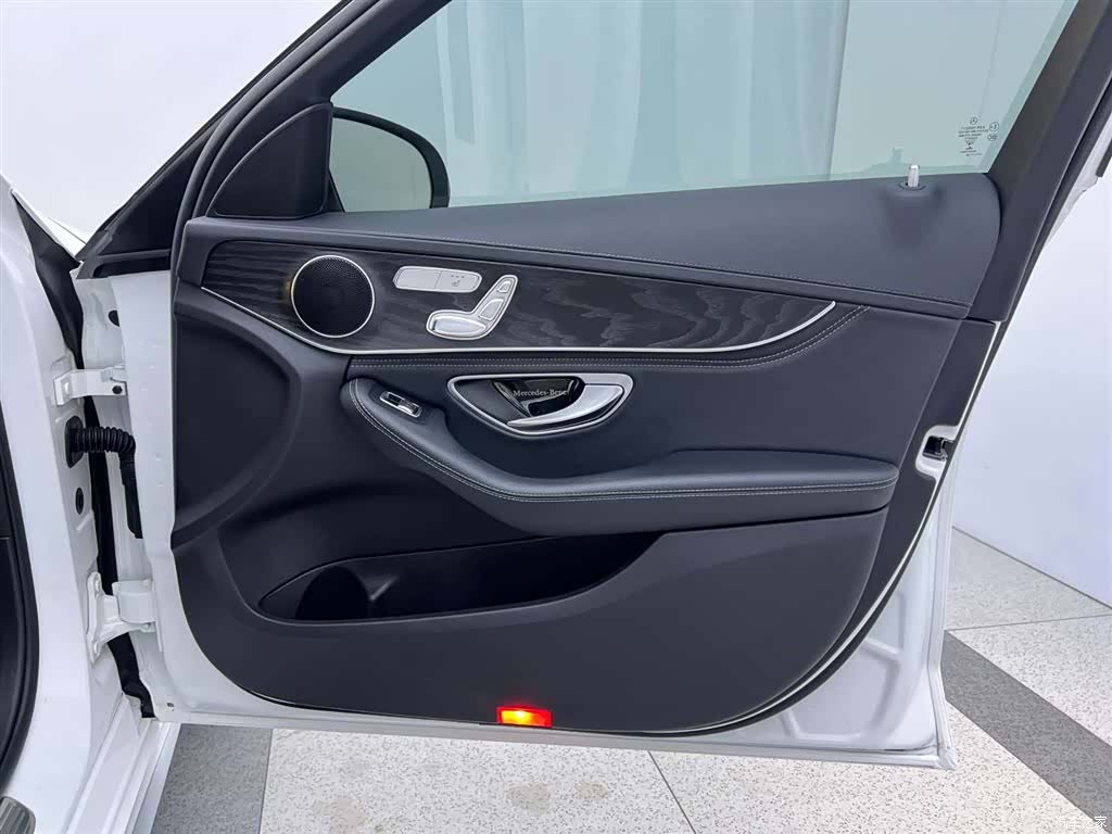 Mercedes-Benz C-Class, 2018 25