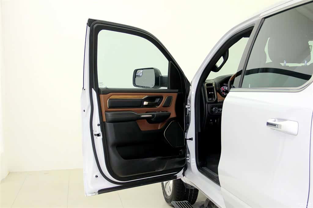 RAM Trucks, 2024 все фото