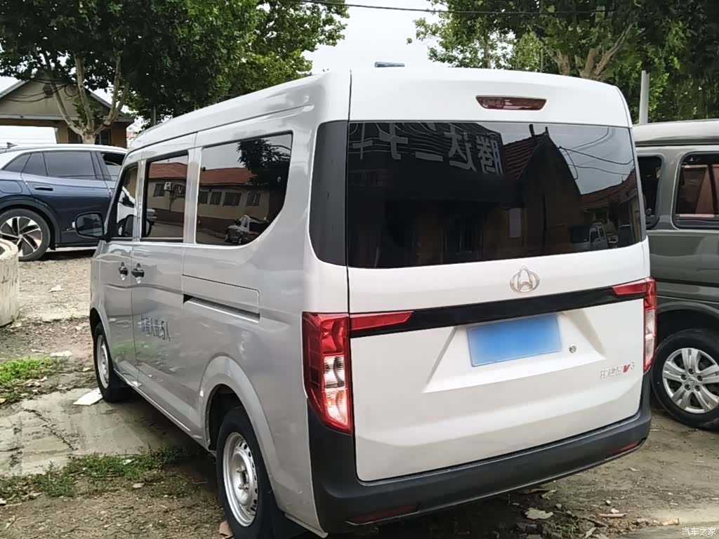 Changan V3, 2024 все фото