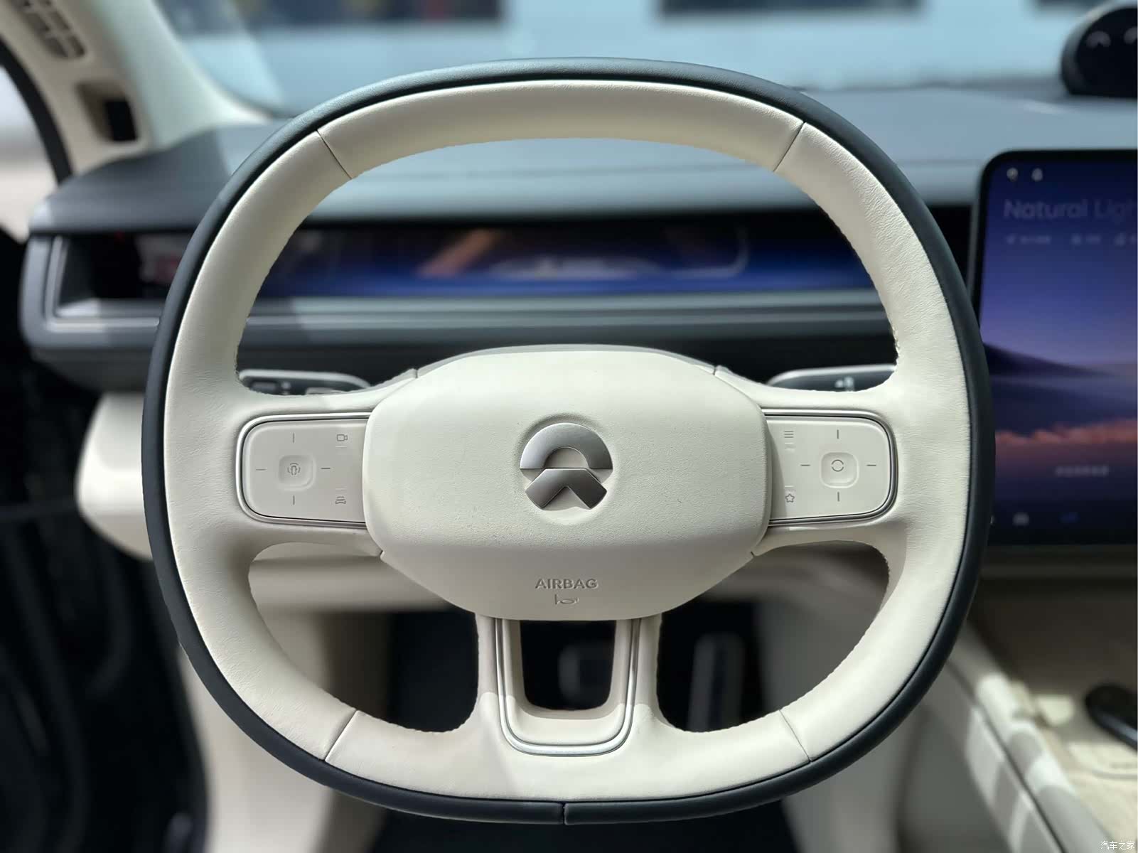 NIO ES8, 2025 15