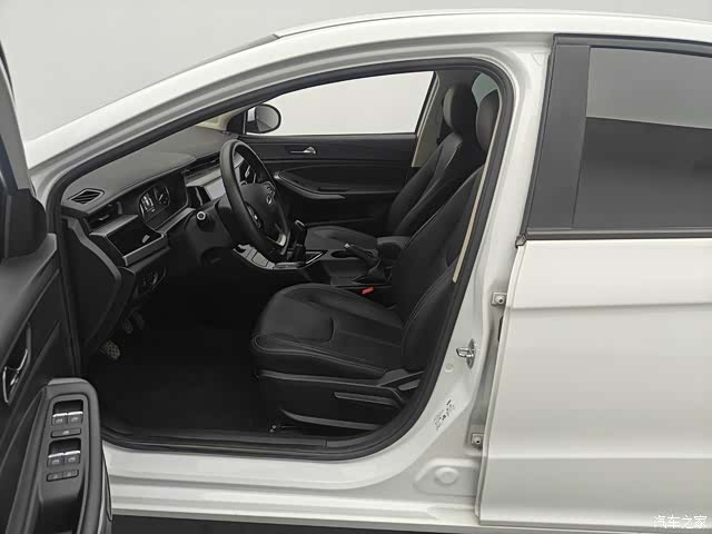 Chery 5, 2023 7