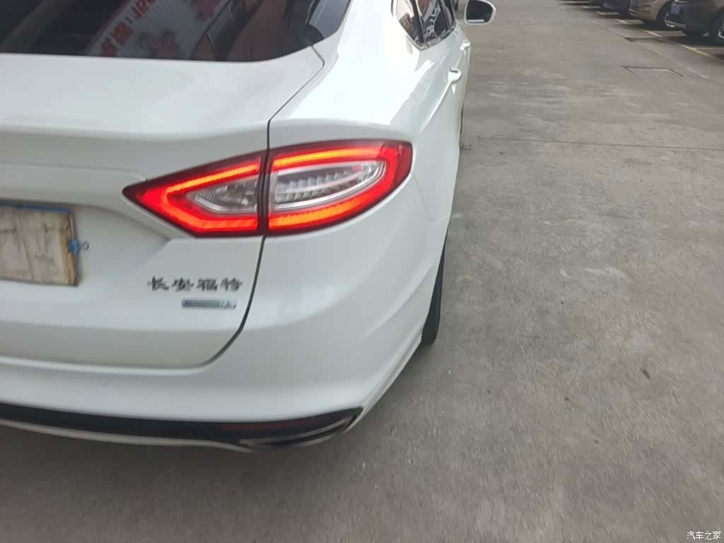 Ford Mondeo, 2015 8
