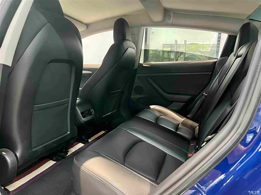 Tesla Model 3, 2023 все фото
