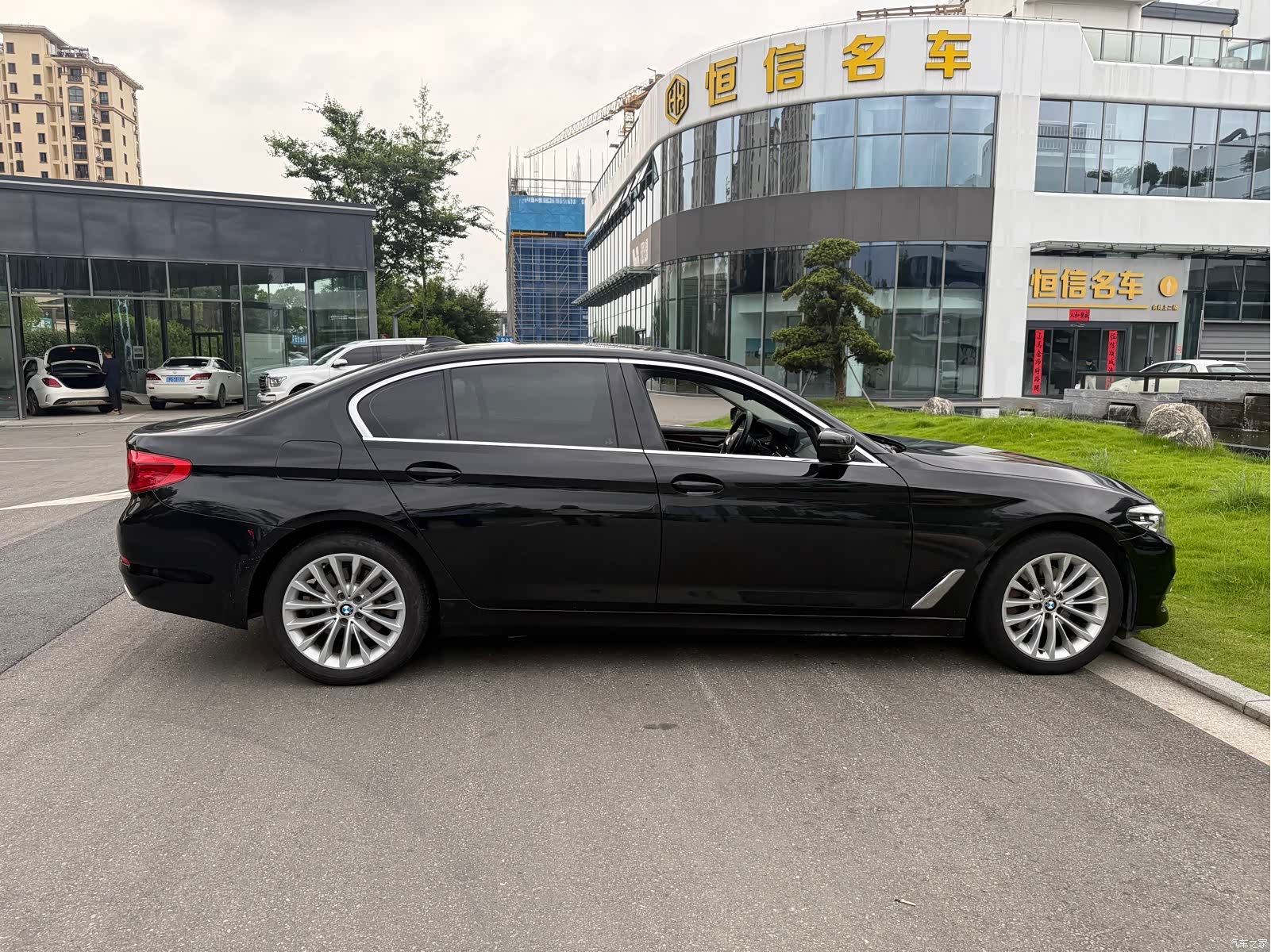 BMW 5 Series, 2019 12