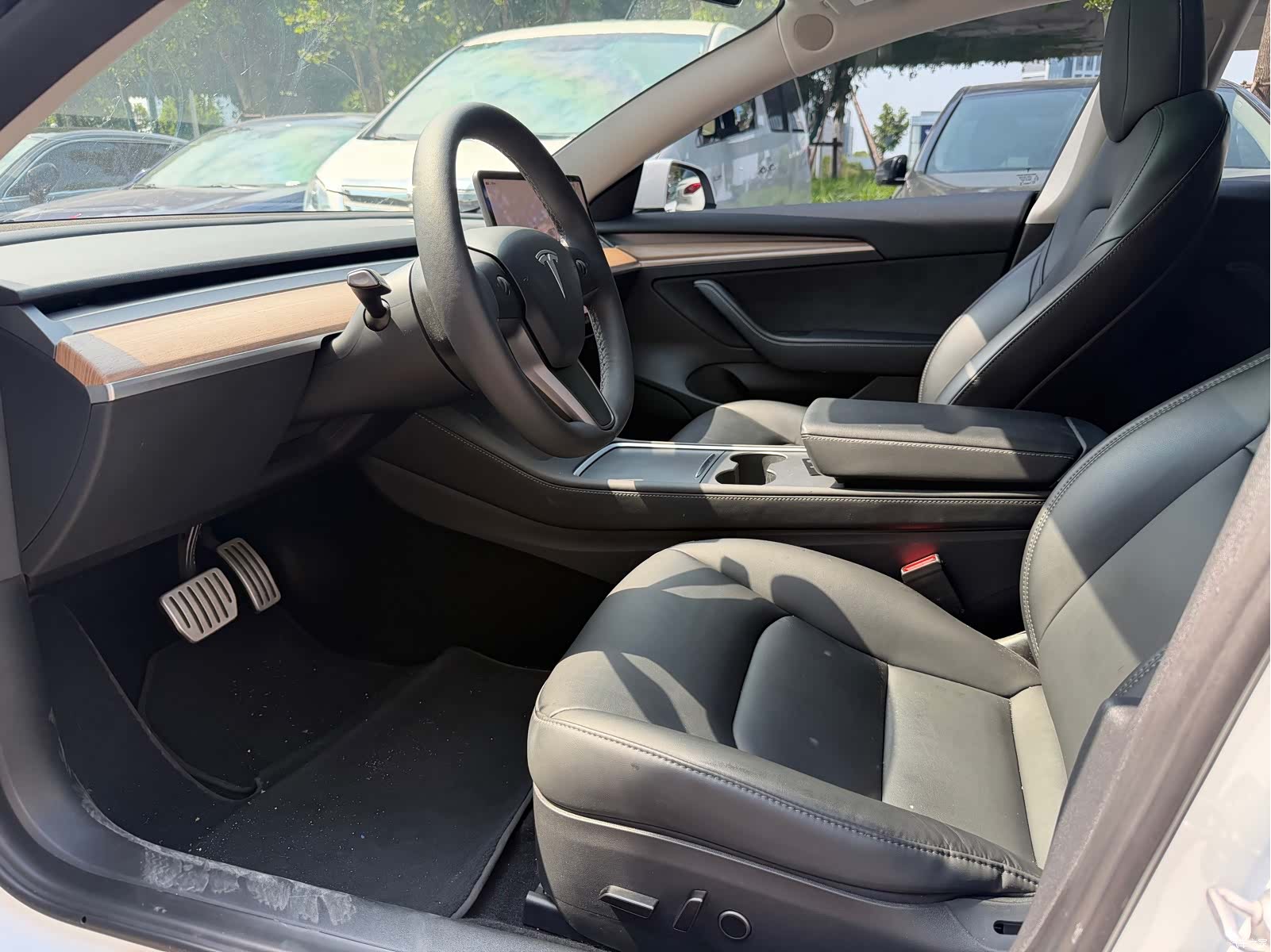 Tesla Model 3, 2023 3