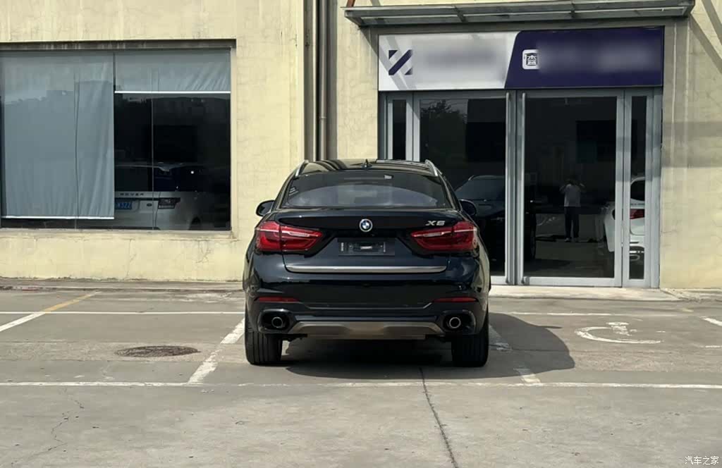BMW X6, 2018 11