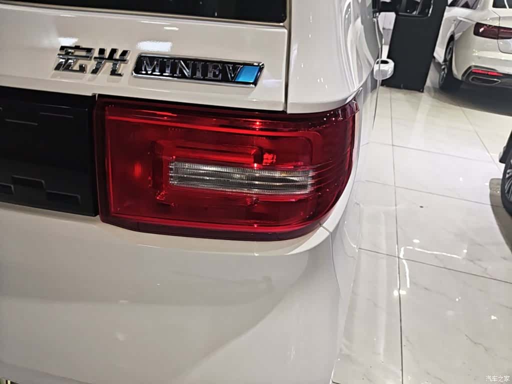 Wuling MINIEV, 2023 8