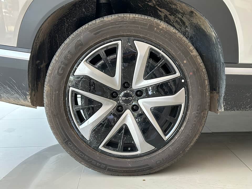 BYD Sea Lion 07 DM-i