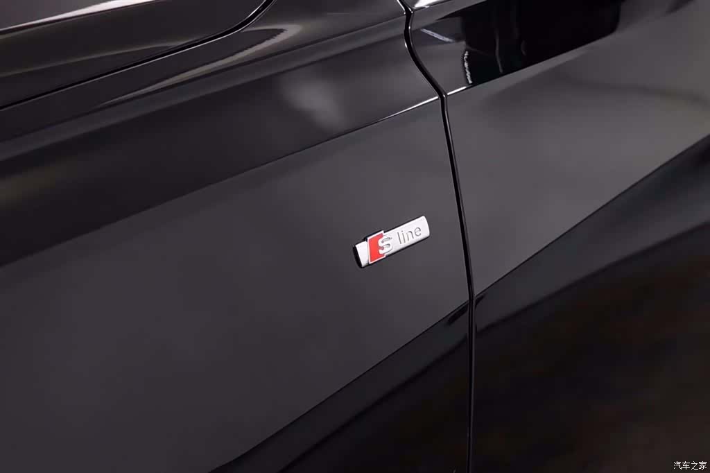 Audi A6L, 2021 13