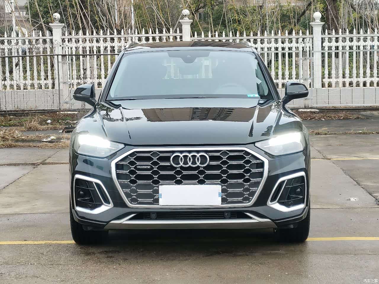 Audi Q5L, 2022 2