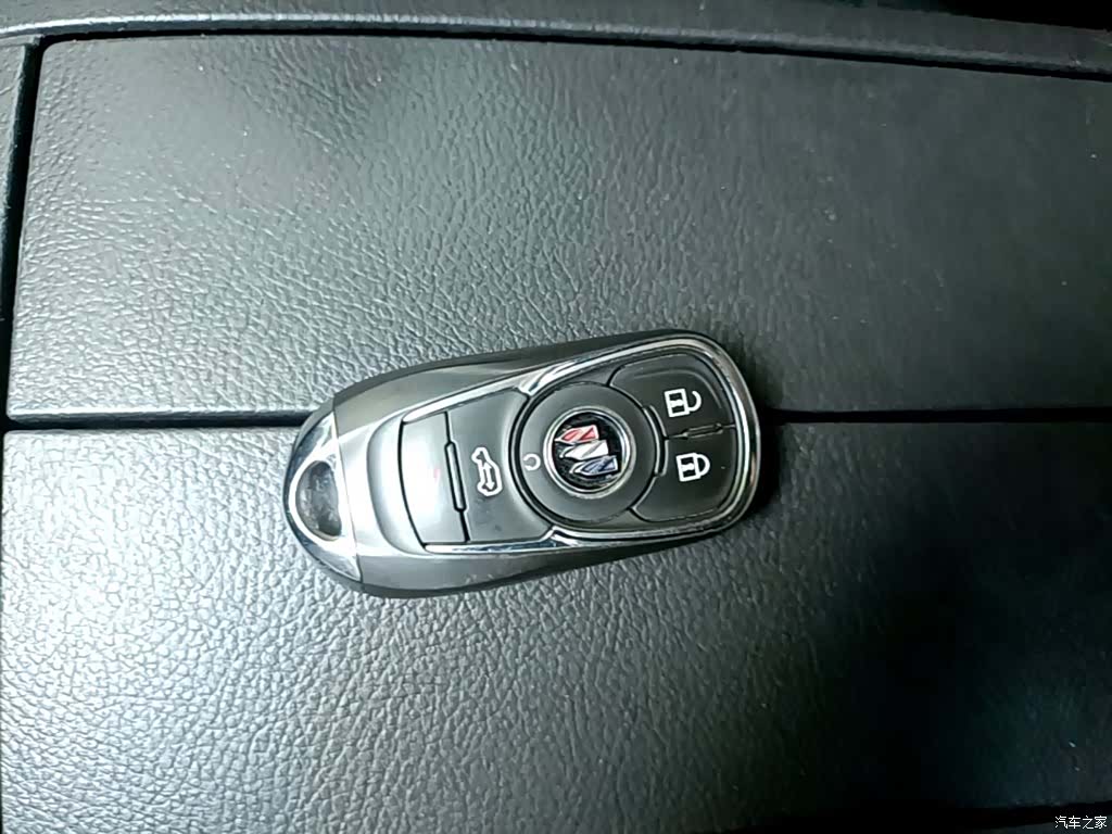 Buick GL8, 2022 9