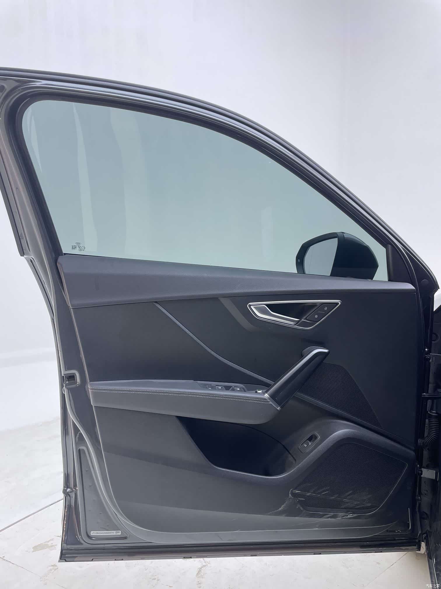 Audi Q2L, 2022 15