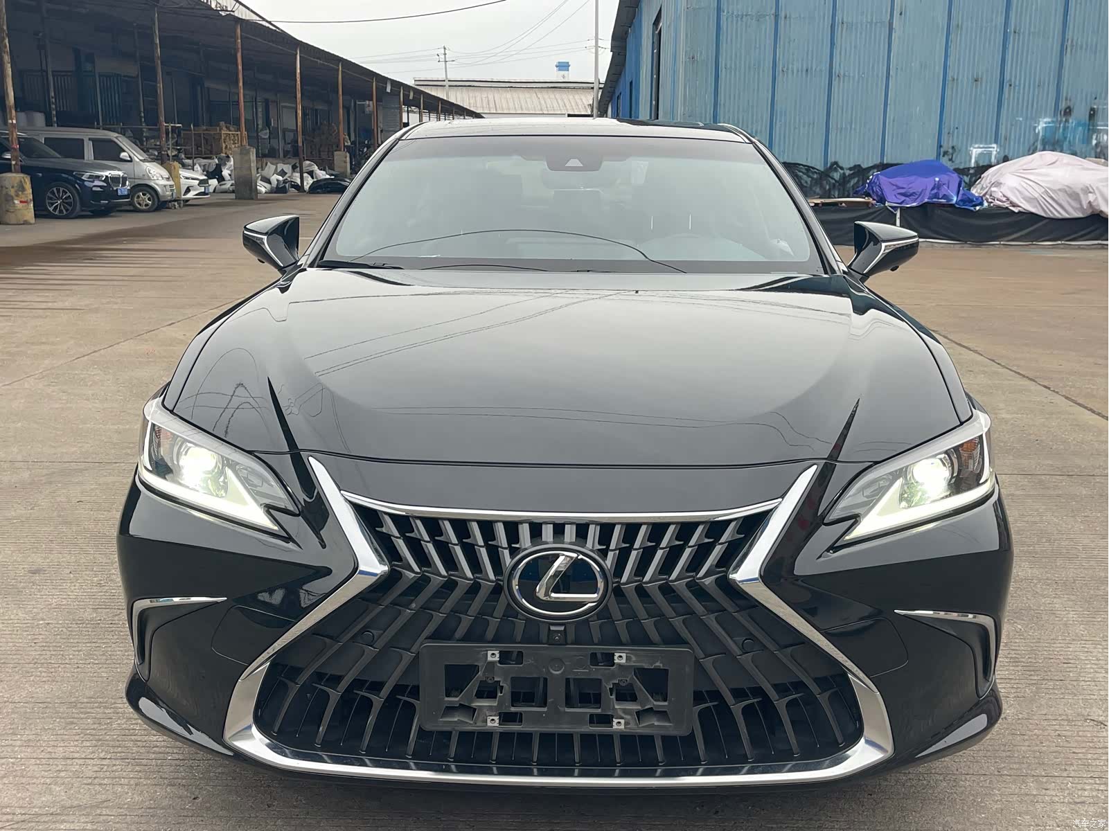 Lexus ES, 2023 2