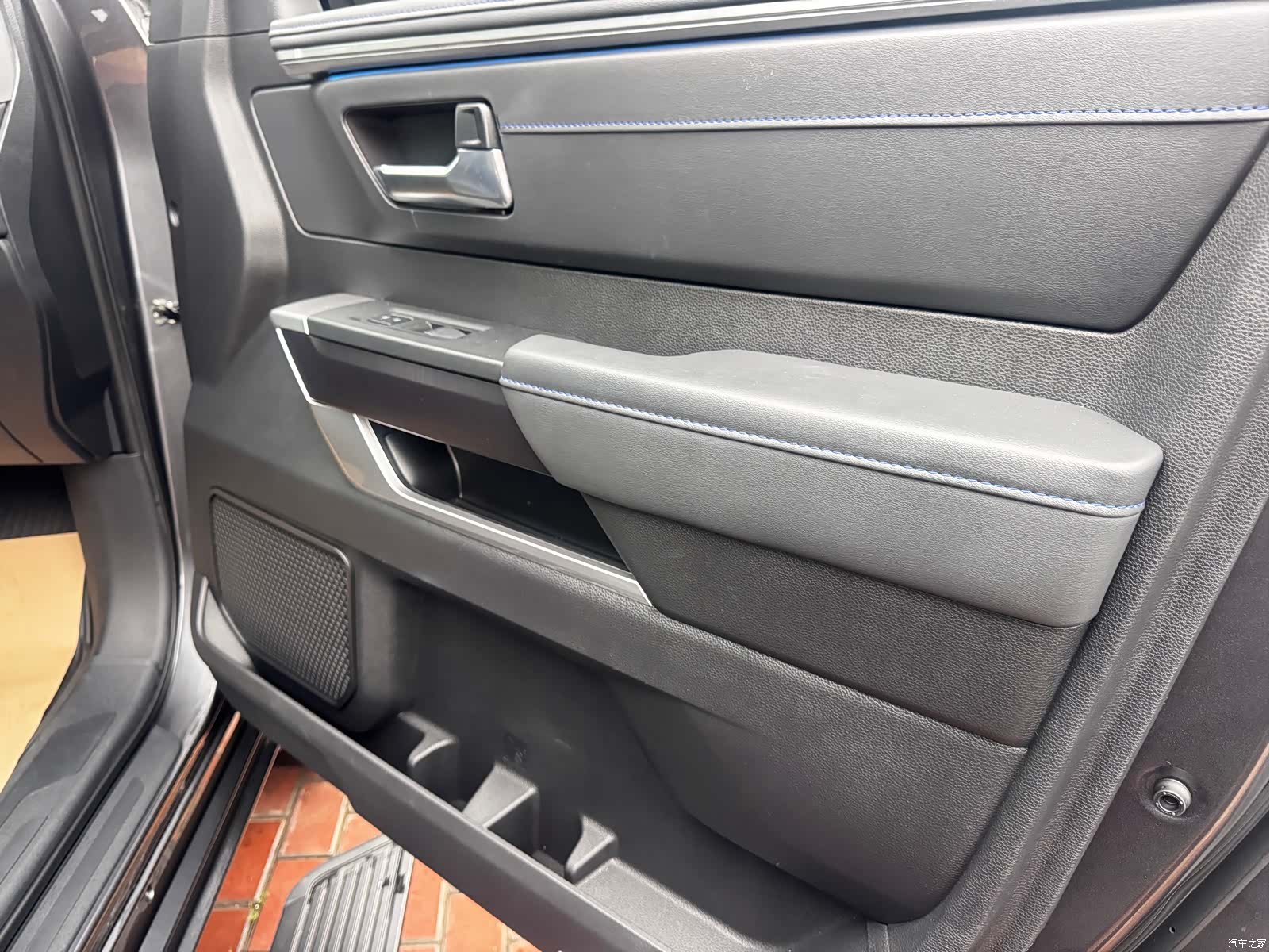 Toyota Sequoia, 2023 19