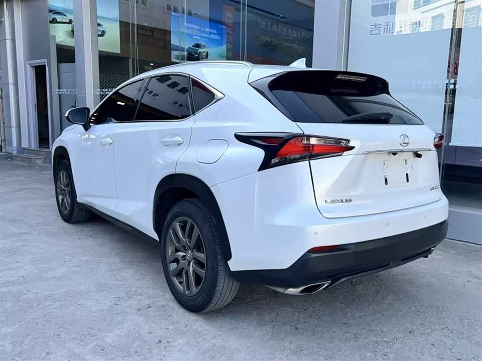 Lexus NX