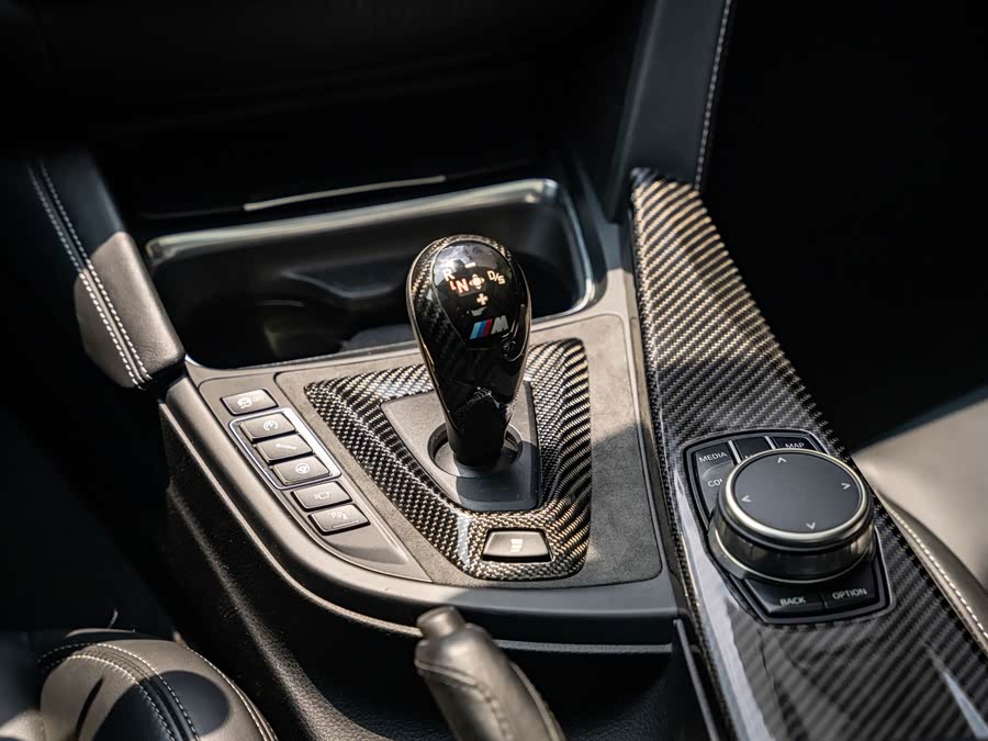 BMW M4 2020, фото 17