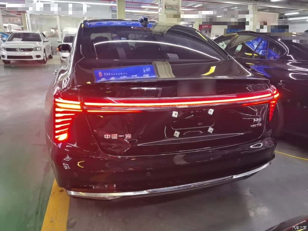 Hongqi H5, 2024 6