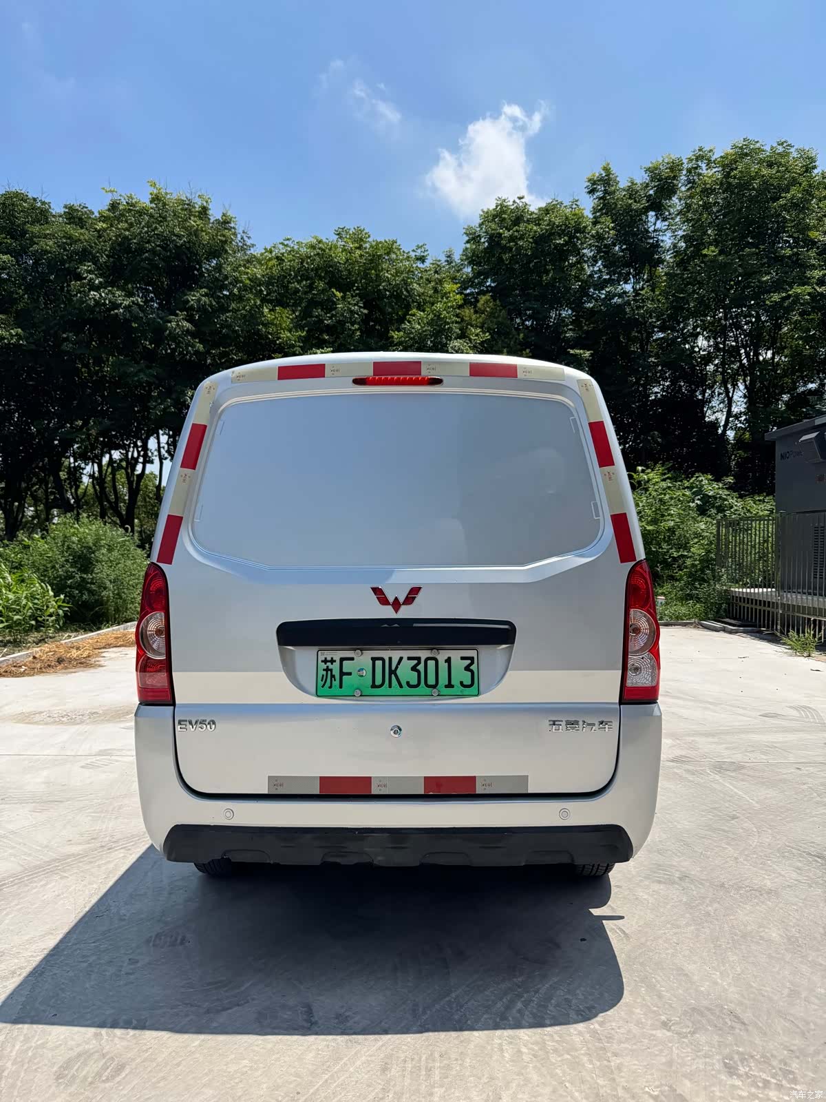 Wuling EV50, 2022 все фото