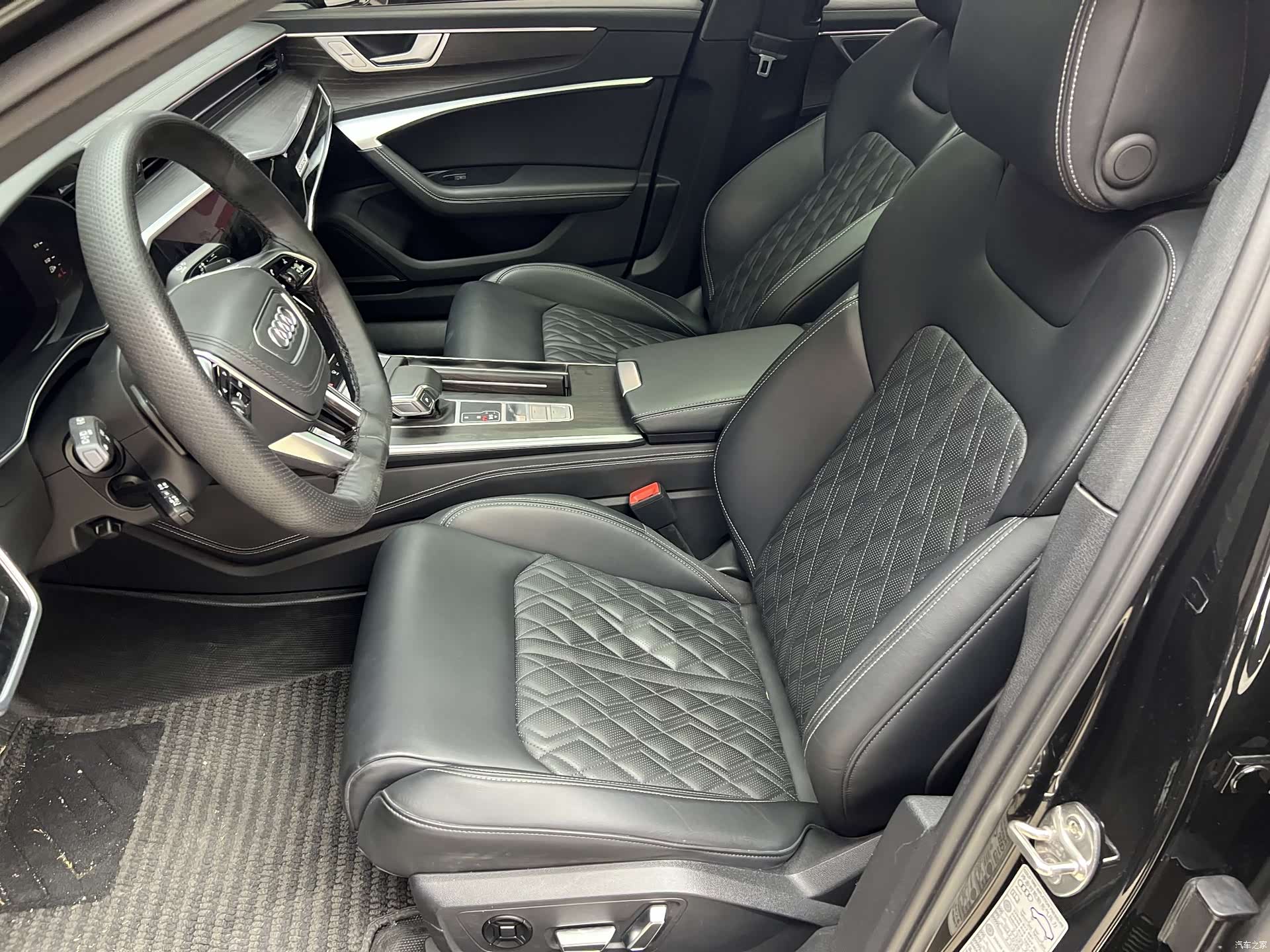 Audi A6L, 2025 все фото