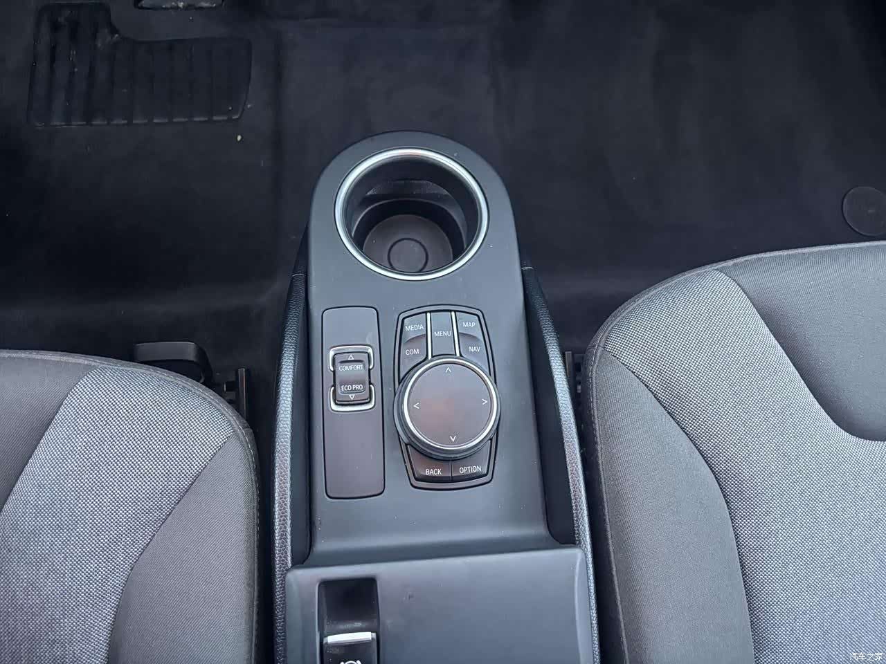 BMW i3, 2020 9