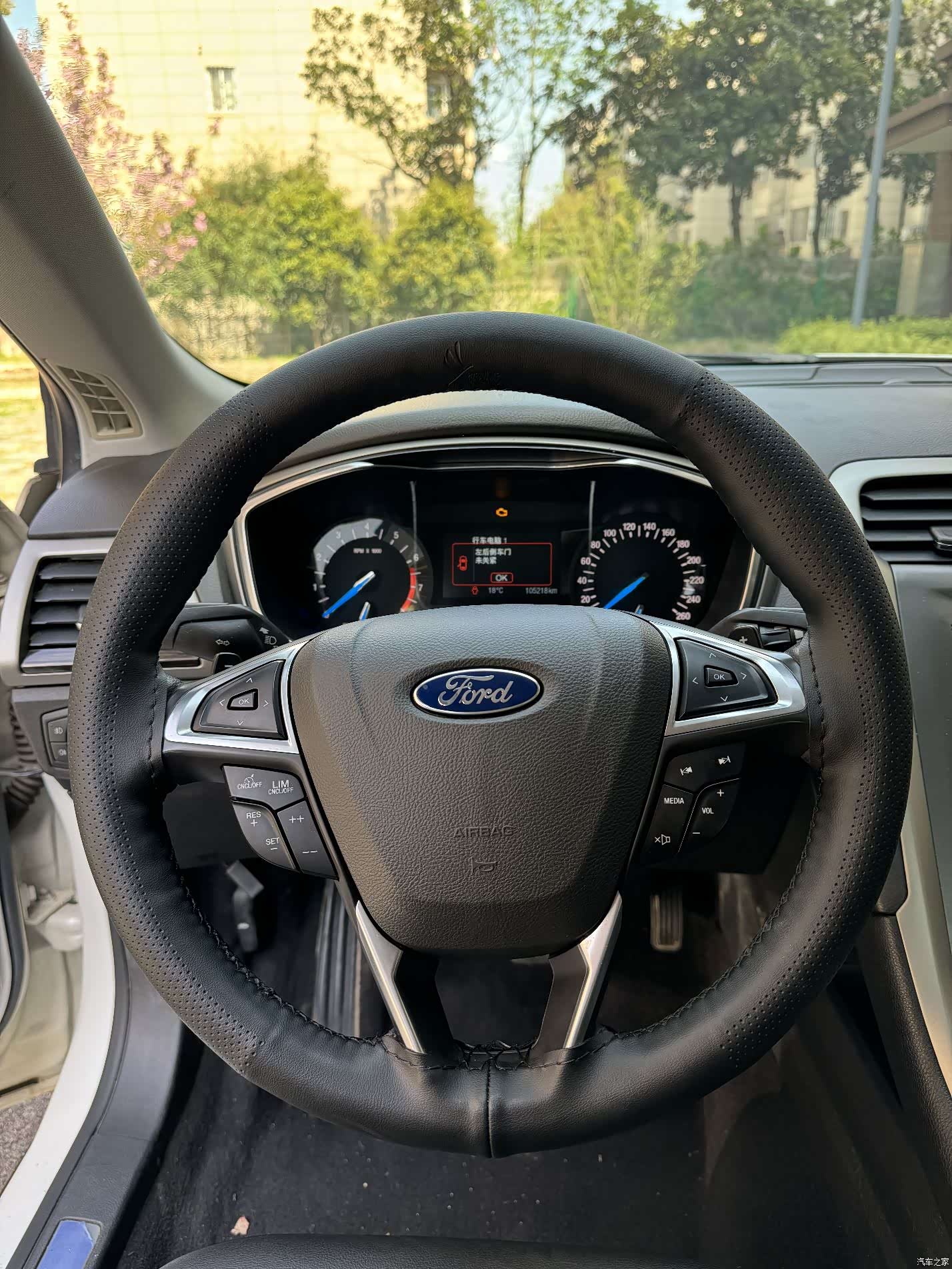 Ford Mondeo, 2014 10