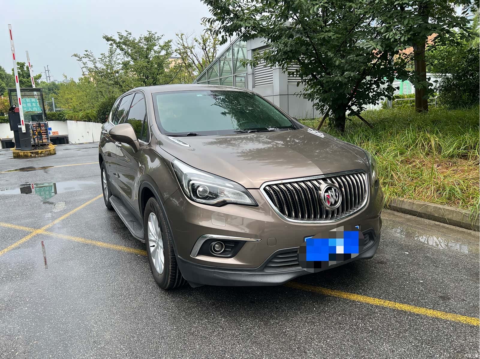 Buick Envision Plus, 2016 3