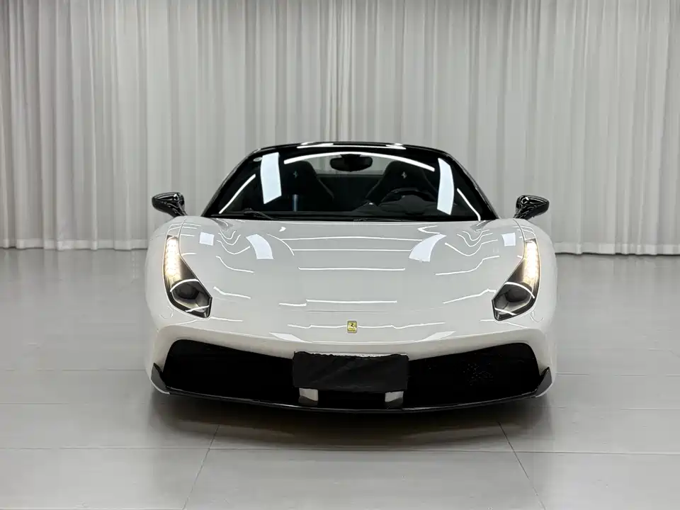 Ferrari 488