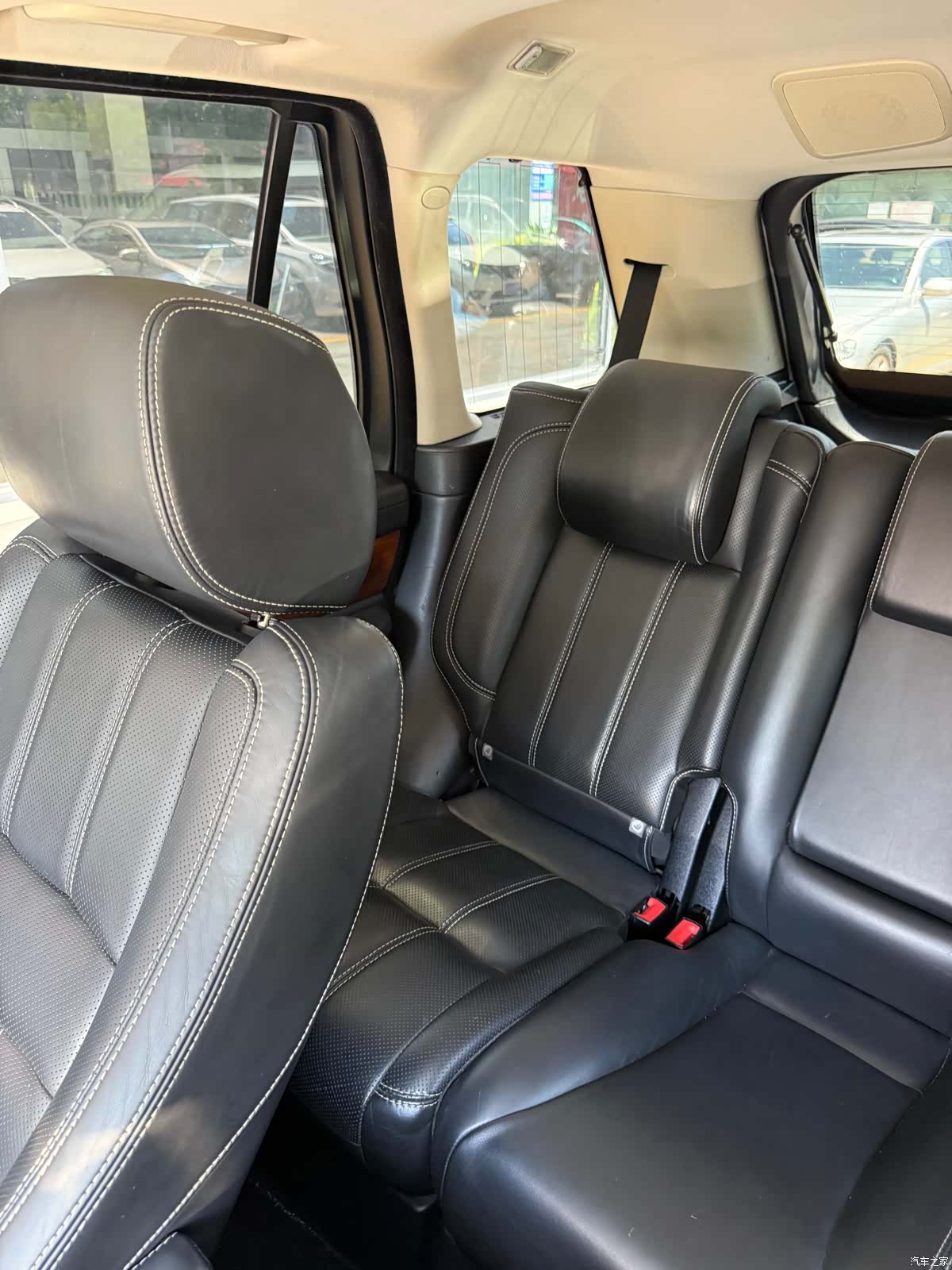 Land Rover Range Rover, 2011 21