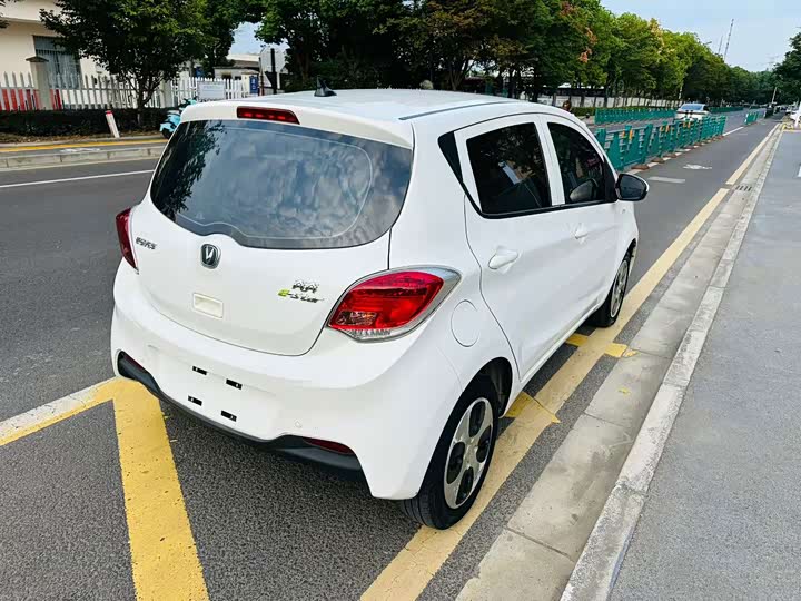 Changan E-Star 2021 guo min ban xin yue ban lin suan tie li (31.86kWh)