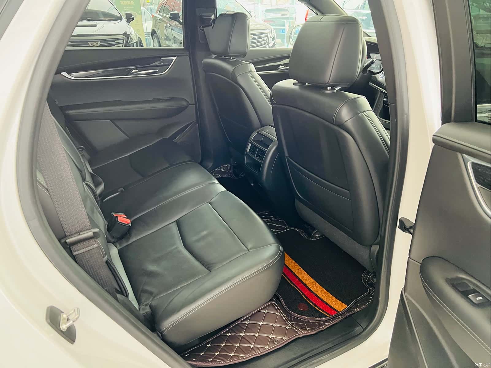 Cadillac XT5, 2020 10