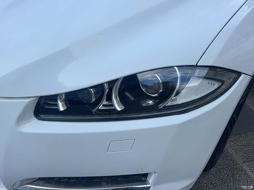 Jaguar XF, 2014 21