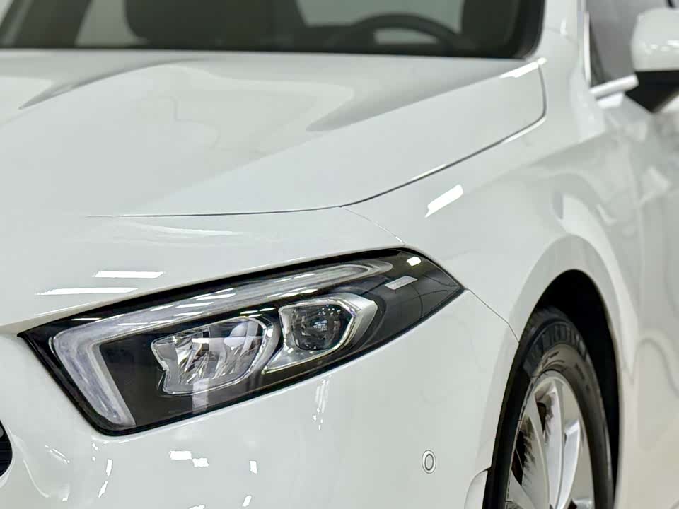 Mercedes-Benz Class A Mercedes-Benz Class A