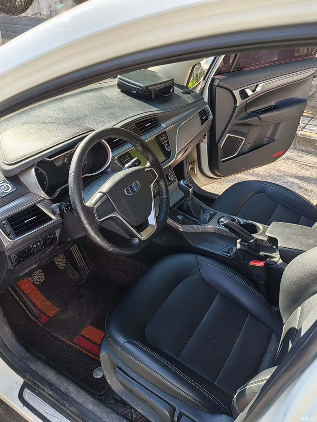 Geely Emgrand, 2016 9