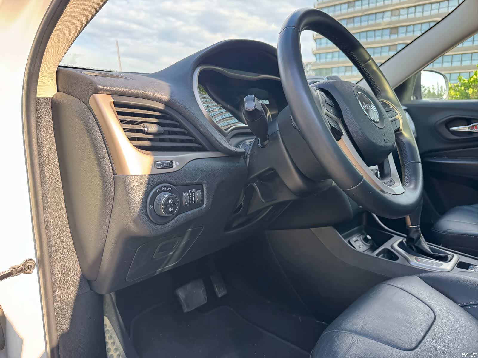 Jeep Cherokee, 2018 14