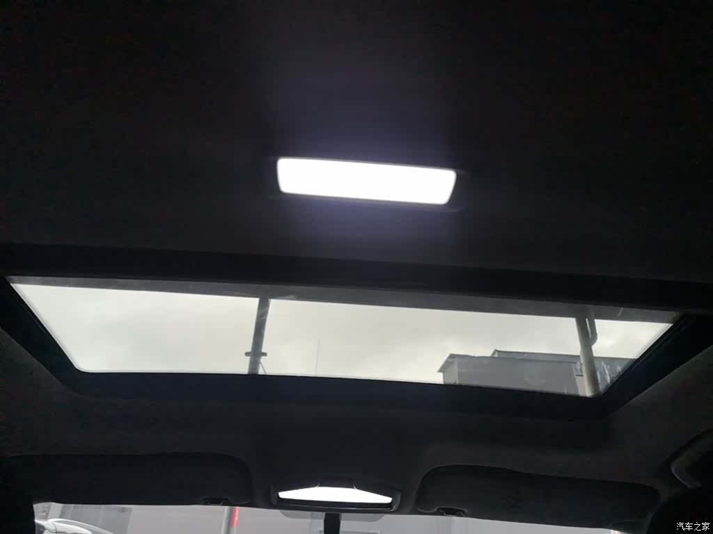 Geely Emgrand, 2022 18